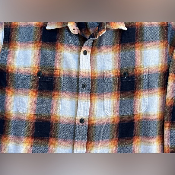 Gap Man’s L Flannel Shirt - Picture 11 of 13